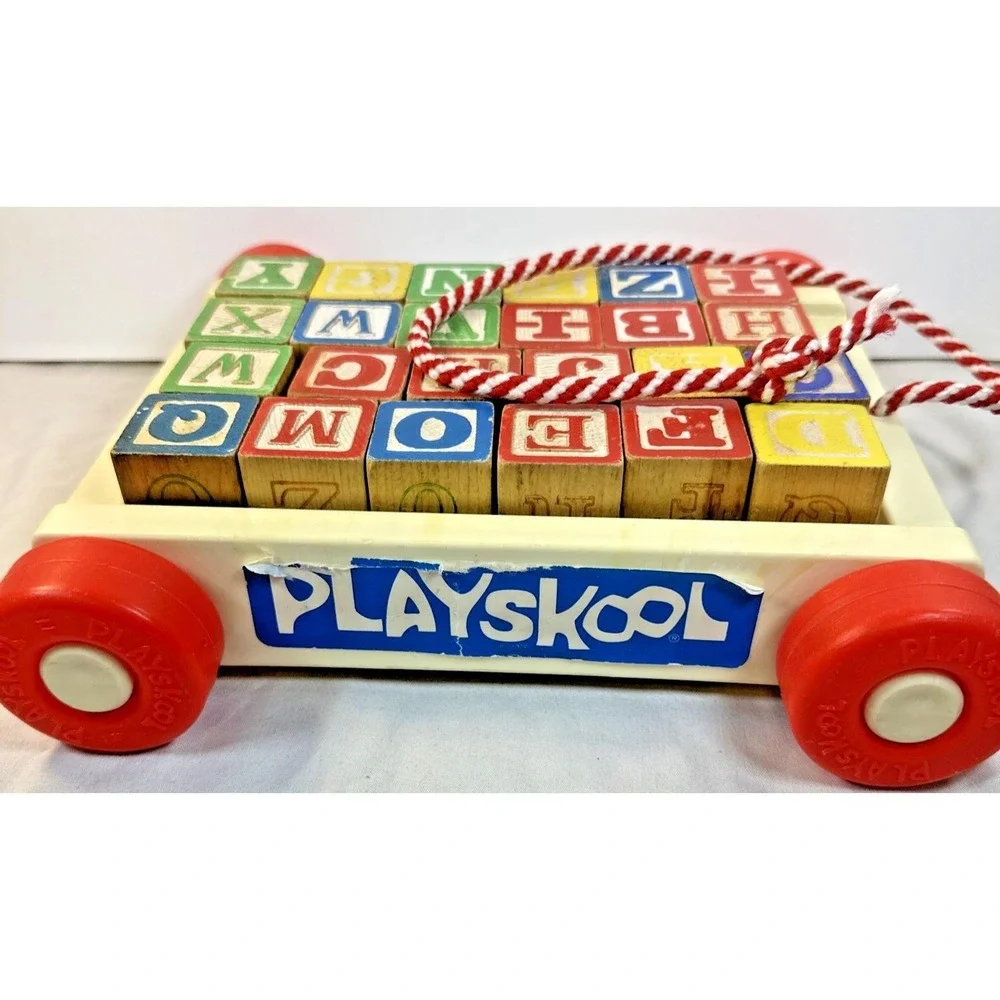 Vintage Playschool Wooden alphabet Block Pull Wagon. Great Collection Piece.